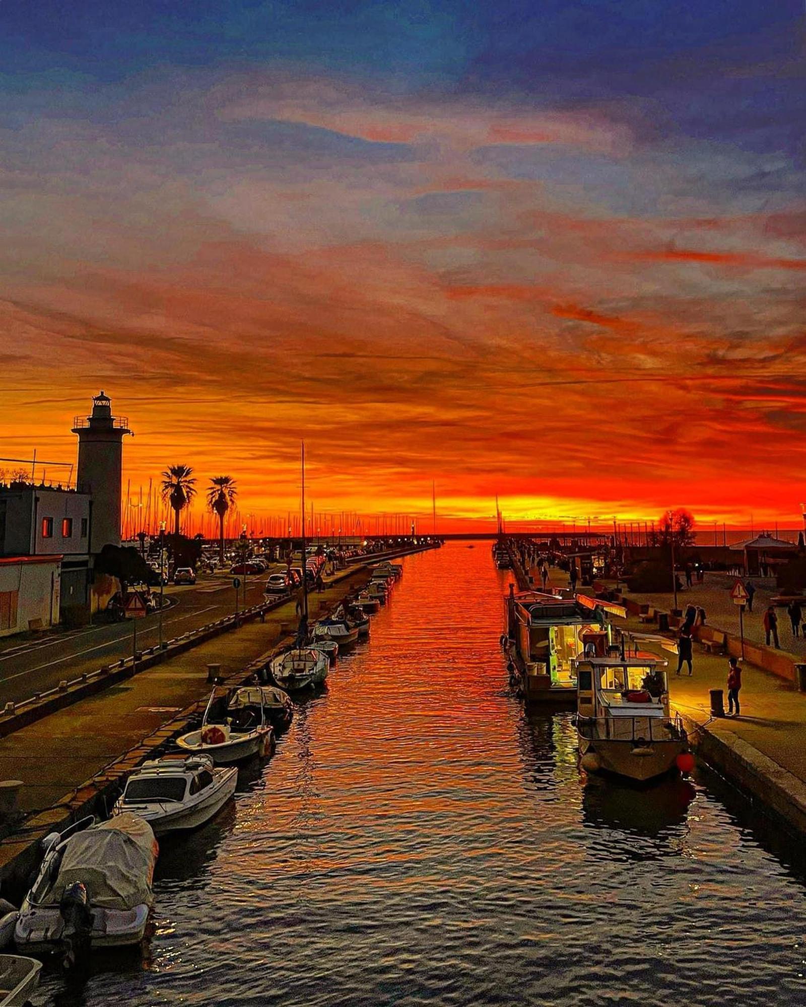 Viareggio All Seasons Bagian luar foto